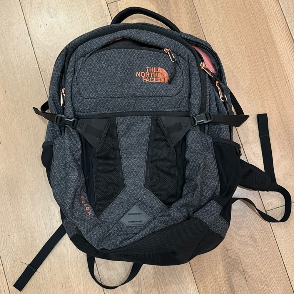 North Face Recon backpack in grey/burnt charcoal and orange/burnt pink 30L